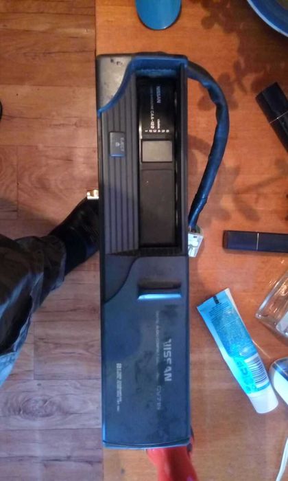 CD чейнджер Nissan