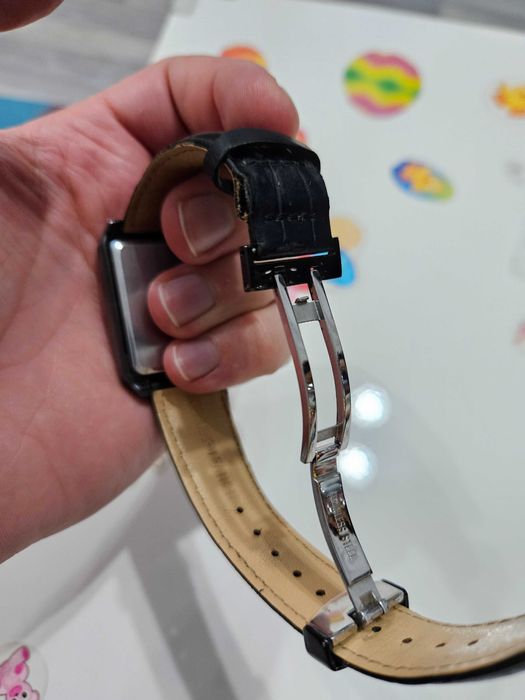 Мъжки часовник Casio, стилен и елегантен + подарък чисто Нова батерия