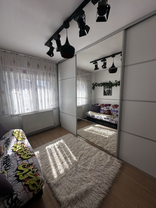 Apartament 4 camere ocupabil imediat