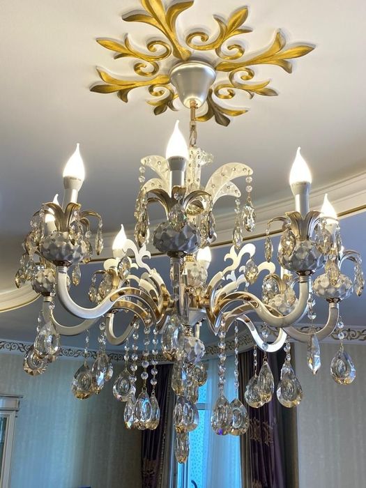 Продам красивые люстры