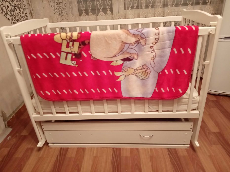 Продам детскую люльку