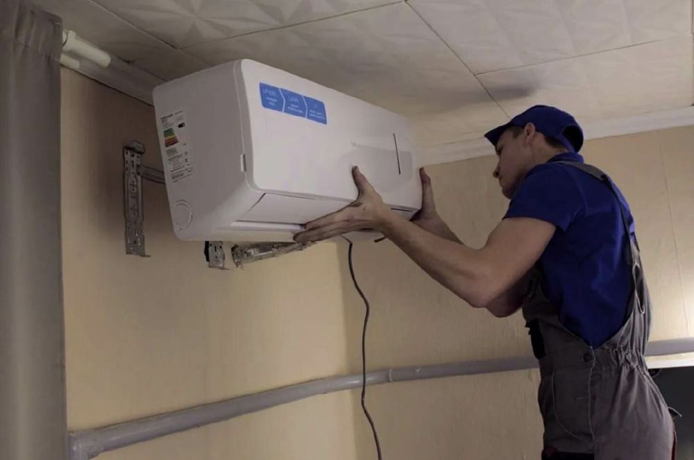 Установка кондиционера Ташкент монтаж ремонт заправка