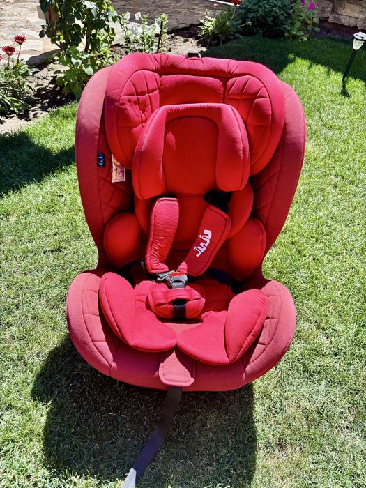 Scaun masina cu isofix