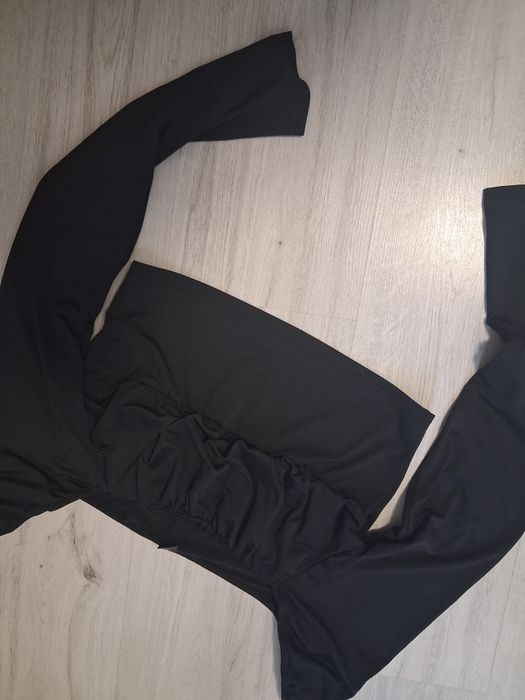 Bluza manecă lungă  marimea M