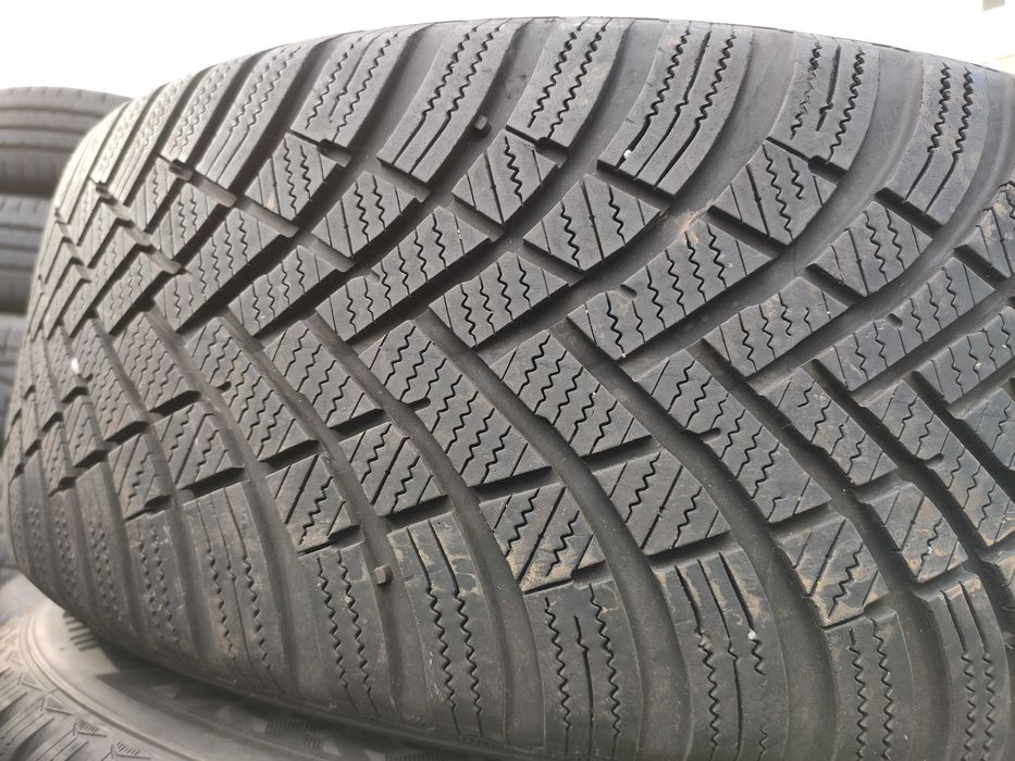 4бр Зимни гуми 225 55 17 - Hankook