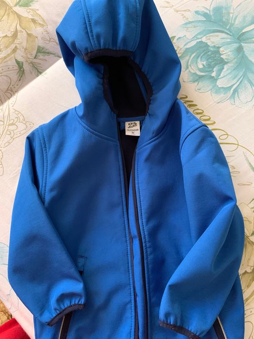 Geaca albastra nr 98 de primavara