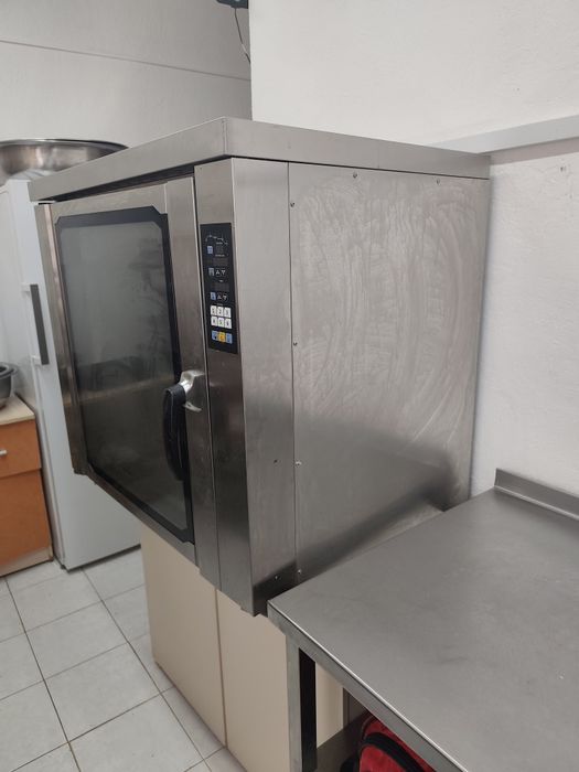 Печь для выпечки професииональный