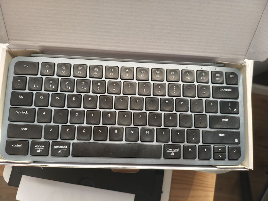 Клавиатура Keychron b1 pro ultra slim wireless