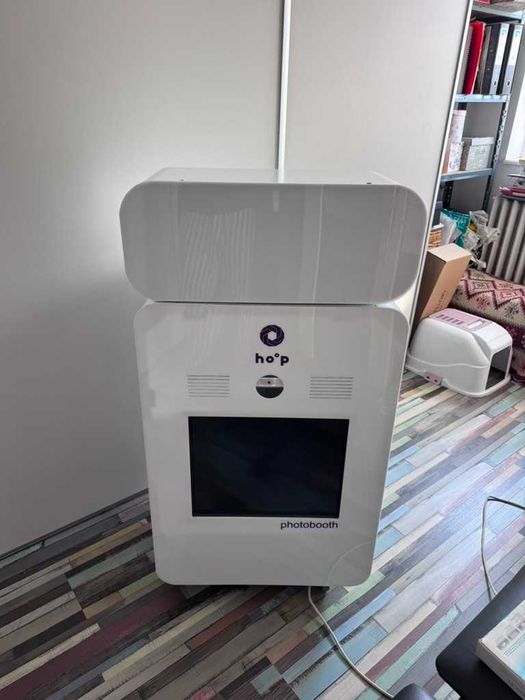 Carcasă Photobooth Profesională (Cabină Foto) – Structură Premium (Fără DSLR/Imprimantă)