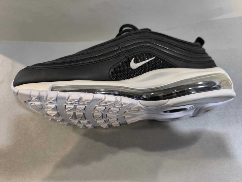 ПРОМОЦИЯ 20% Nike Air Max N37,5.Maратонки с камера.Нови.Оригинал.
