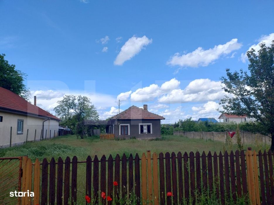Teren si casa demolabila, 1362 mp, 16 m deschidere, zona Malu Mare