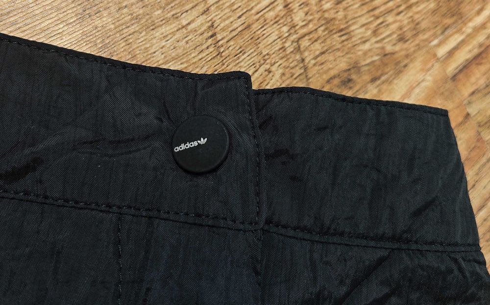 Adidas Оригинална дамска долница размер UK 12 / L