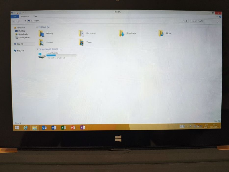 Продава се Microsoft Surface