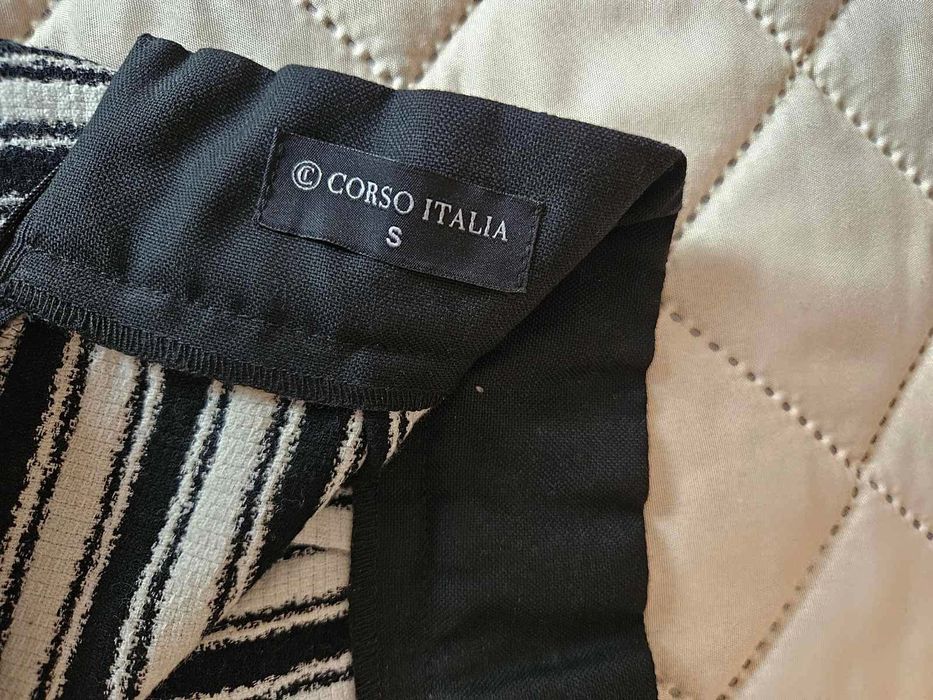 Къса пола на Corso Italia