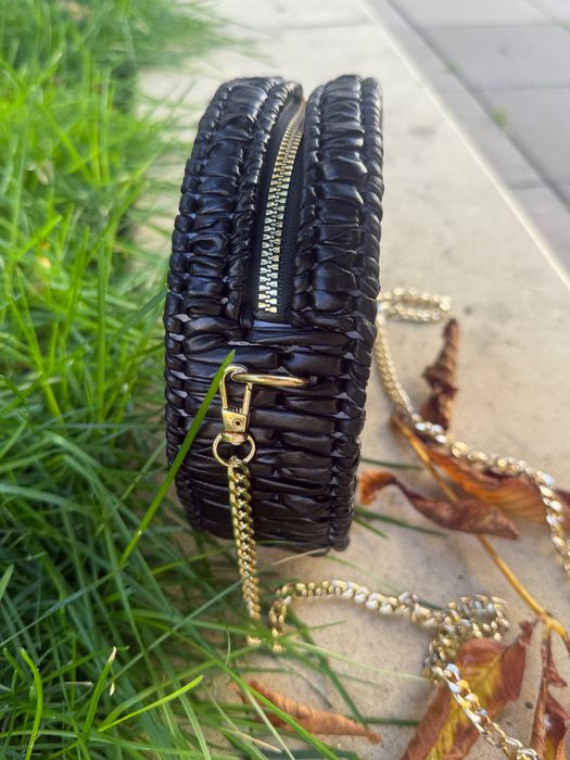 Уникална хендмейд чанта - КОЖЕНА прежда