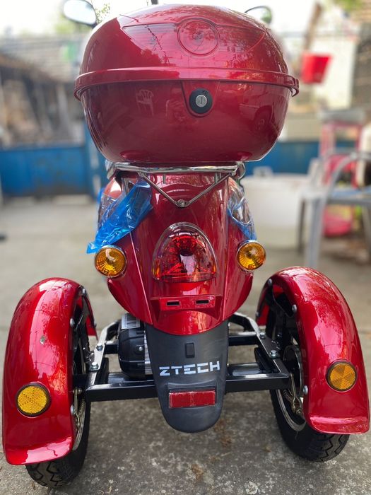 Scuter electric cu 3 roți – ideal pentru oraș