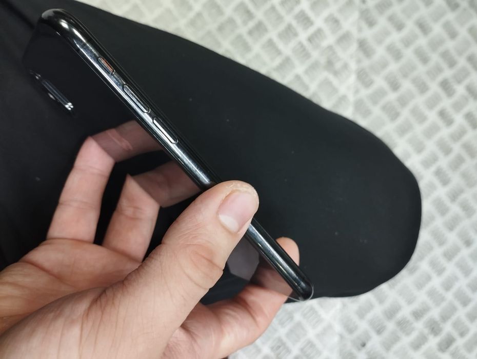 iPhone Apple Айфон Х-64гб