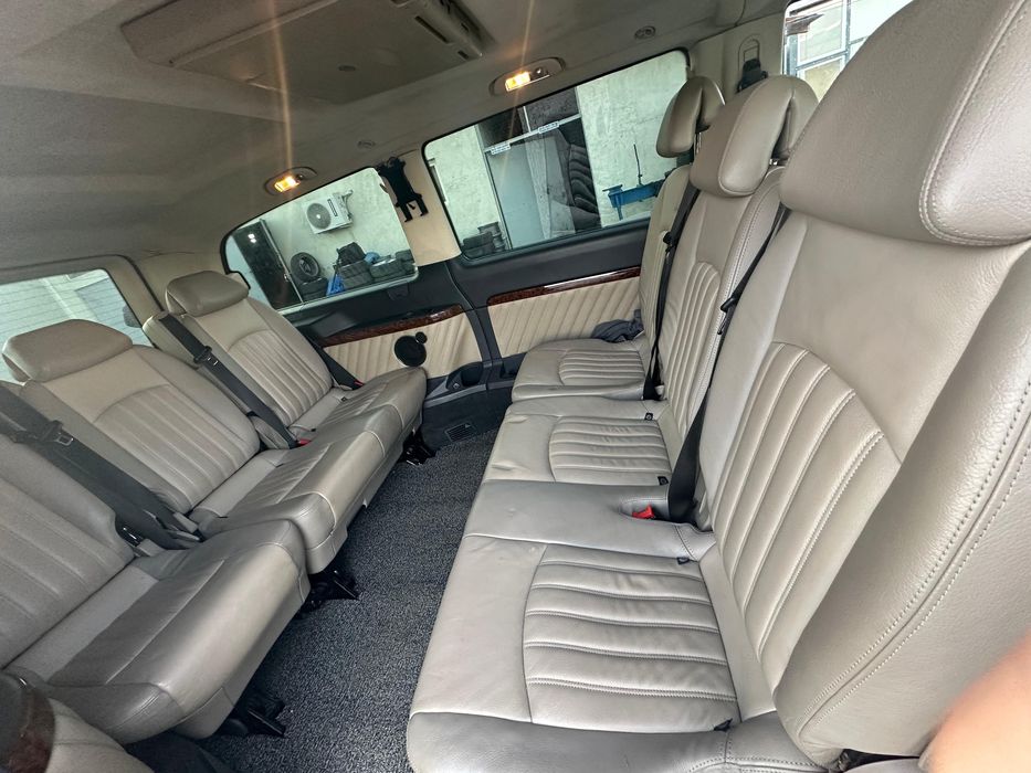 Inchiriez microbuz mercedes 7 +1 locuri viano 2014 automat
