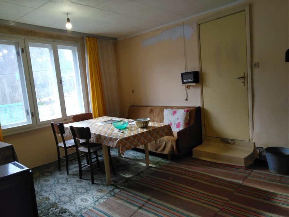 Продава се Къща в с. Горно Абланово, Област Русе - 150 кв.м за 62 €/кв.м - Снимка #6