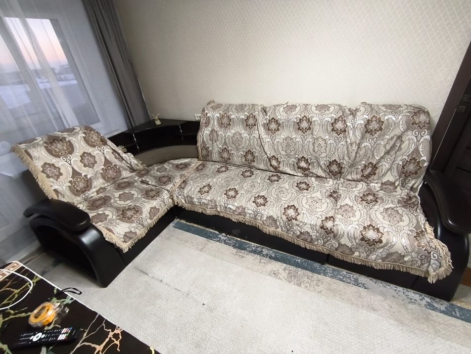 Продам диван, самовывоз