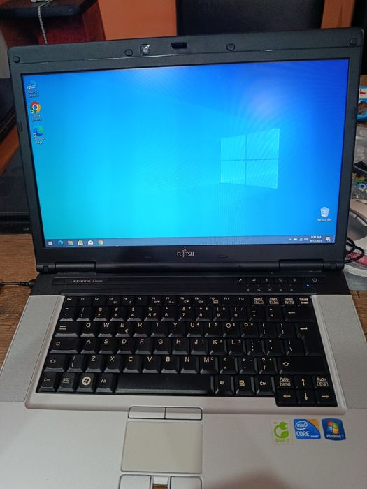 Laptop Fujitsu Lifebook E780 i3 procesor 8gb RAM 320GB