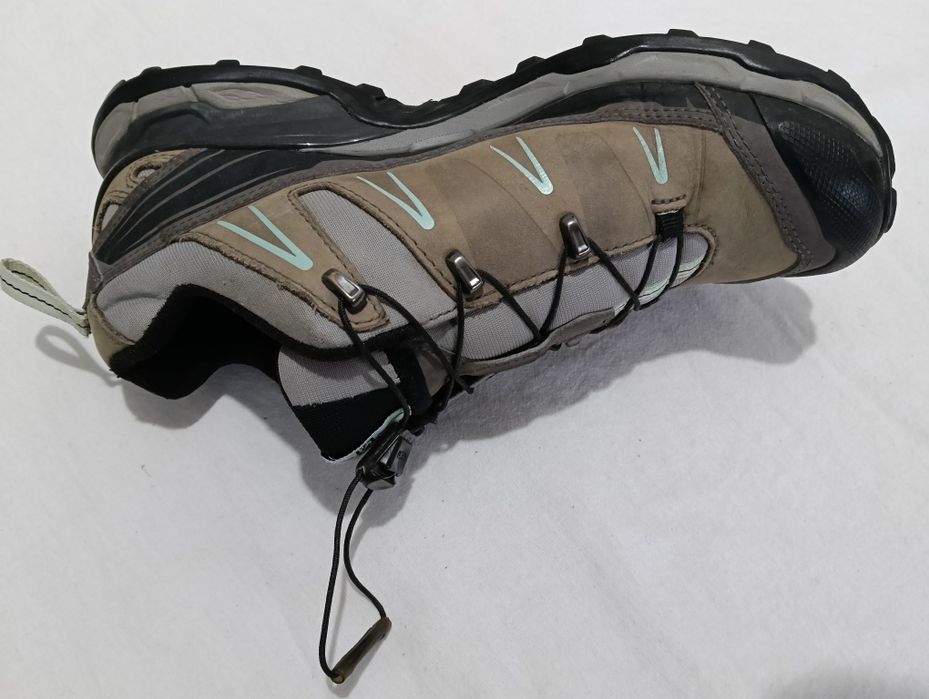 38 Salomon piele masura 38