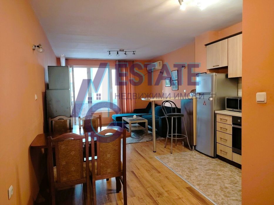 Дава се под наем Двустаен апартамент в Бургас, Възраждане - 68 кв.м за 357 € - Снимка #1