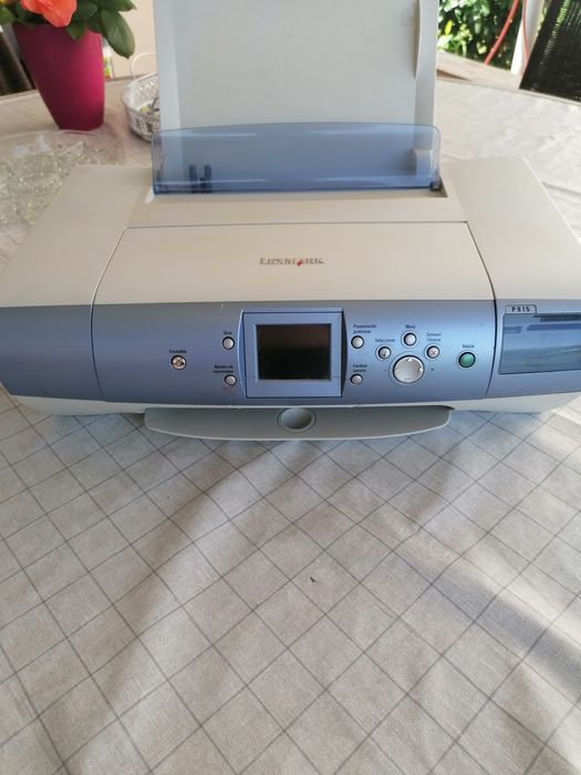 Vând imprimanta Lexmark P915 color