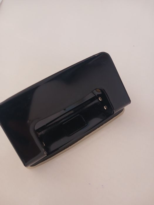 Отдам даром дырокол