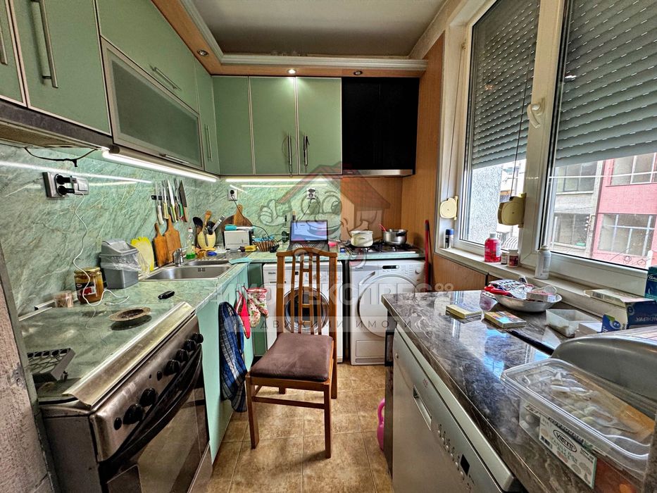 Продава се Етаж от къща в Асеновград - 160 кв.м за 1000 €/кв.м - Снимка #9