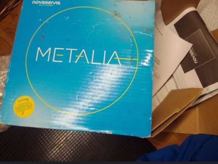 Vand 2 bucati baterii de dus Baie ingropat