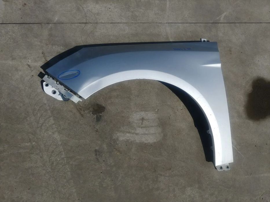 aripa stanga fata ford focus 3