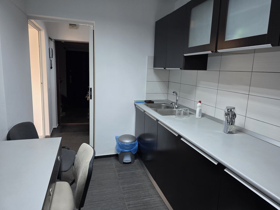 Vanzare sau inchiriere ap 2 camere oras, Rm Sarat central