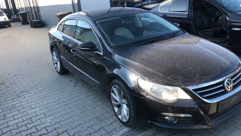Dezmembram Volkswagen Passat CC 2.0 TDI an fabr 2011
