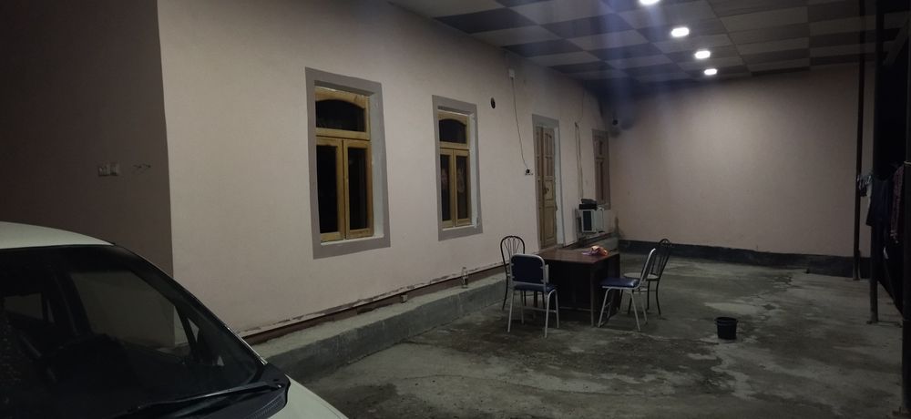 Карманада ховли сотилади