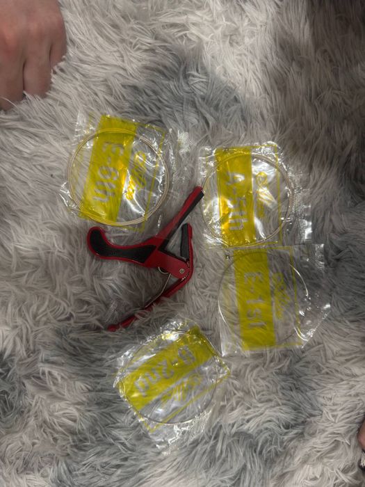 акустическая Гитара