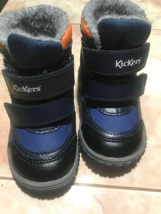 Ghetute baieti  mărimea 20