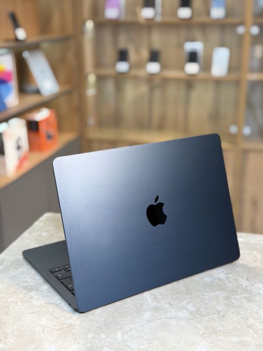 MacBook Air M2 — 512GB / PhoneLab