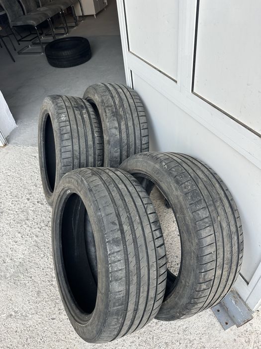 Летни гуми MICHELIN Pilot sport 4 235/45zr18