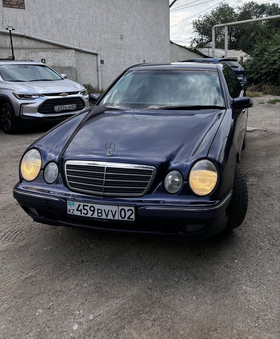 Mercedes w210 E200