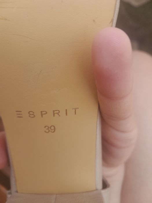 Pantofi Esprit ca noi