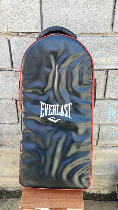 Макивара Everlast