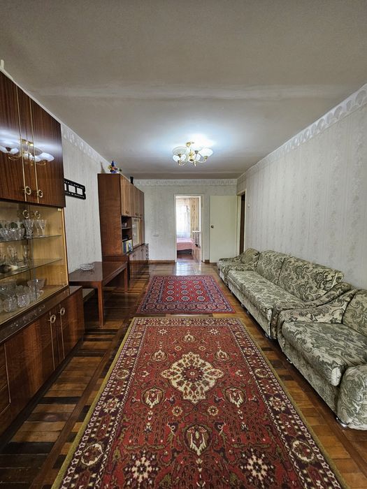 Сдаётся квартира 4/5/5 80м бий Буюк ипак йюли метро