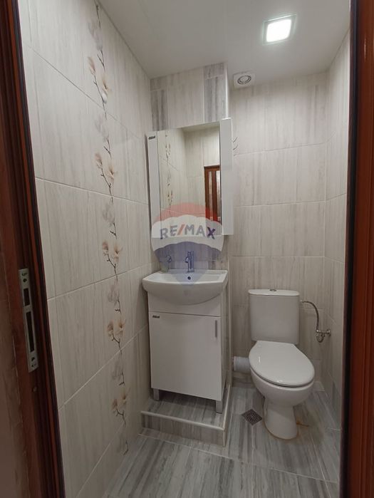 Дава се под наем Тристаен апартамент в Варна, Трошево - 100 кв.м за 612 € - Снимка #11