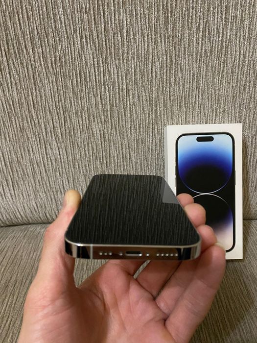 Айфон 14pro 256gb.