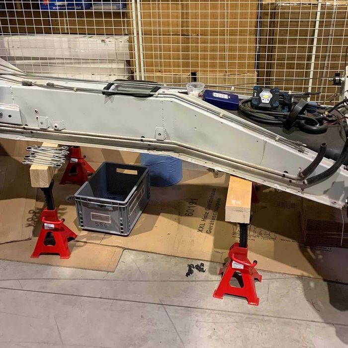 Комплект метални автомобилни опори за окачване - 3000 кг. капацитет.