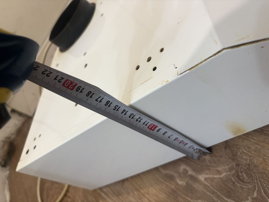 Продаю вытяжку  BOSCH (б/у)