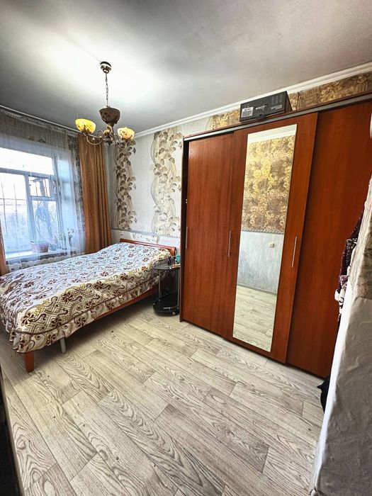 Продам 4х комнатный дом в центре