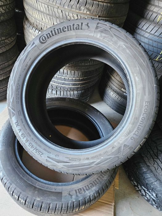 2бр 255/45/19  CONTINENTAL XL 6,5мм грайфер дот:21г ***