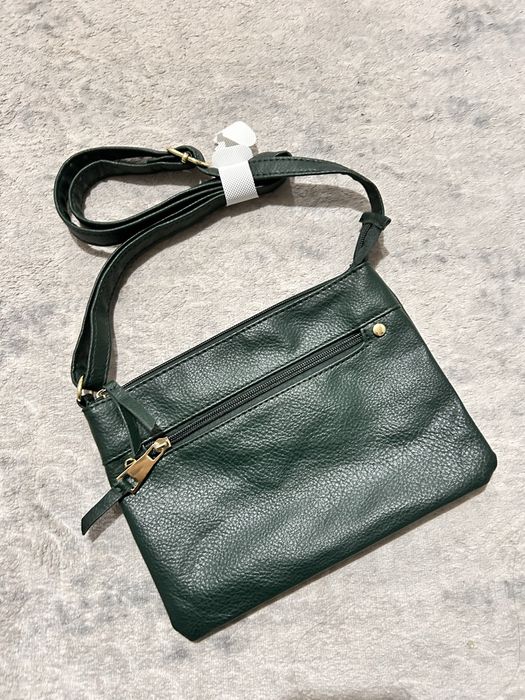 Дамска тъмнозелена чанта